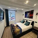 Urban Flat 175 - Loft St Denis