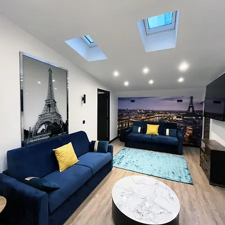 Urban Flat 175 - Loft St Denis Paryż