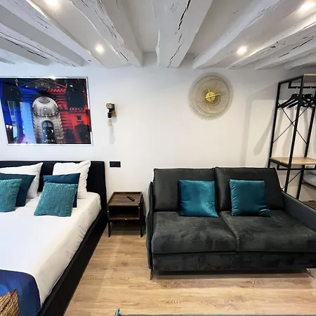 Apartament Urban Flat 175 - Loft St Denis Paryż